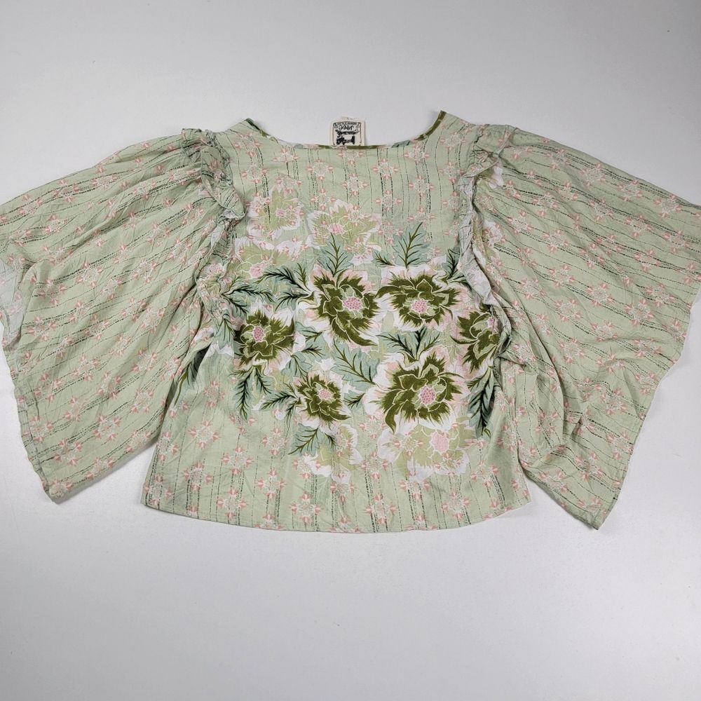 Jaase Light Green Floral V-Neck Ruffle Sleeve Top - Picture 4 of 14